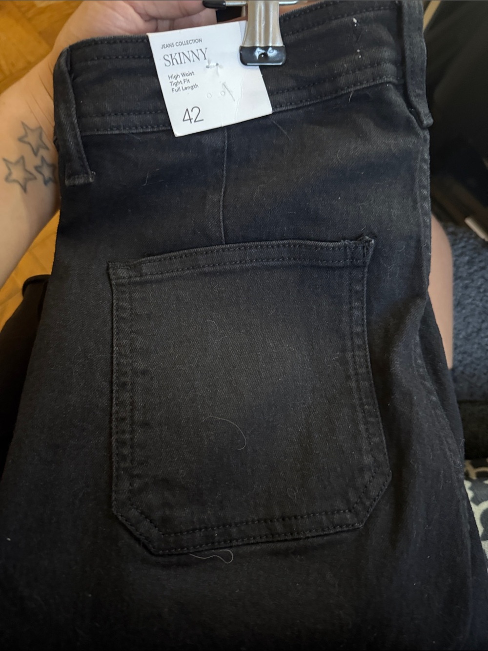 Mango High-Rise Black Skinny Jeans - Picture 4 of 4